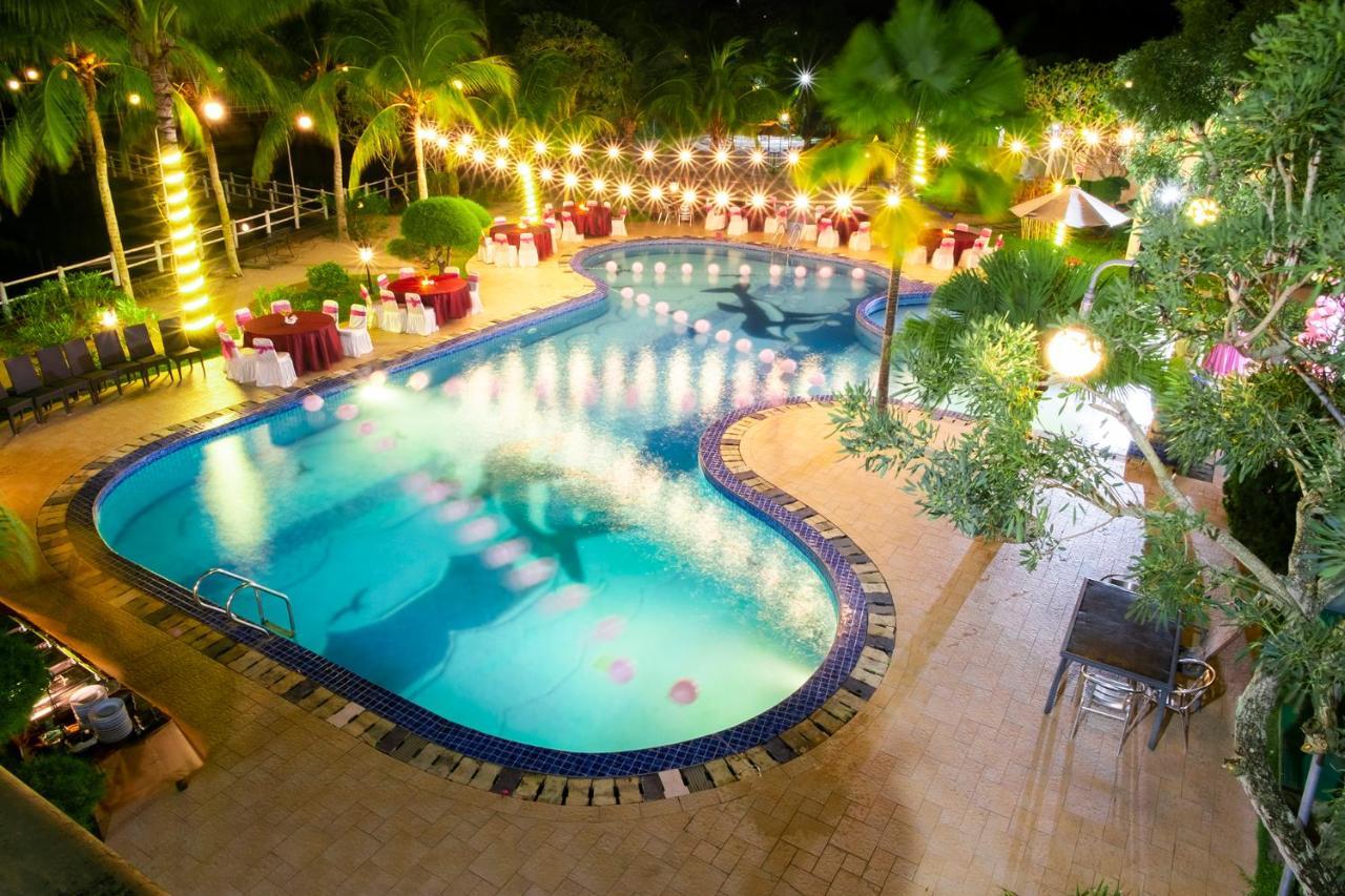 Novilla Boutique Resort Sungailiat Exteriör bild